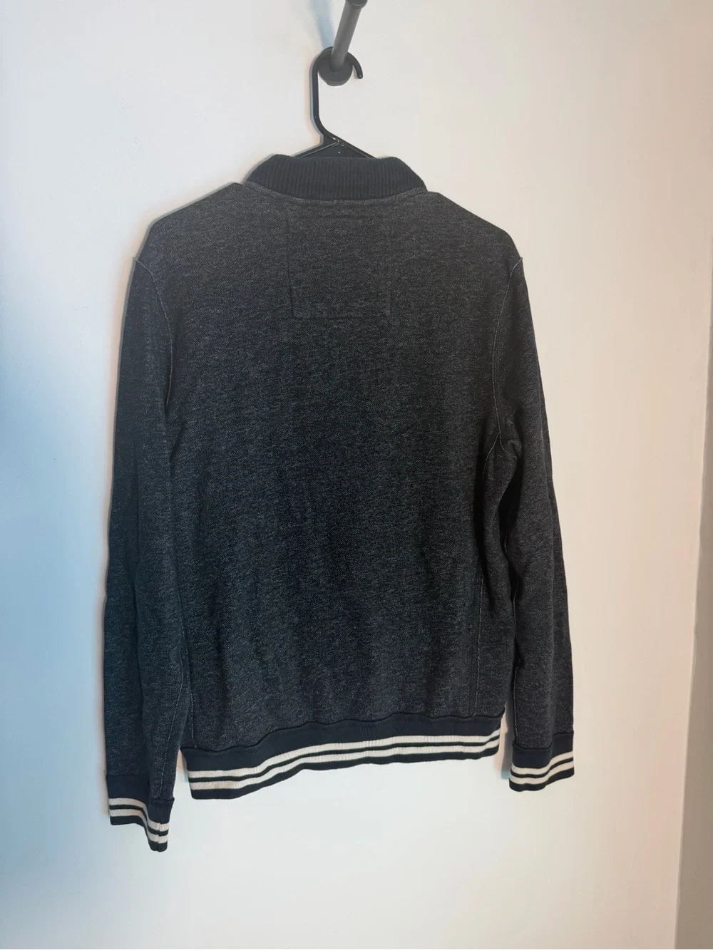 Abercrombie & Fitch Men’s Black Zip Bomber Jacket